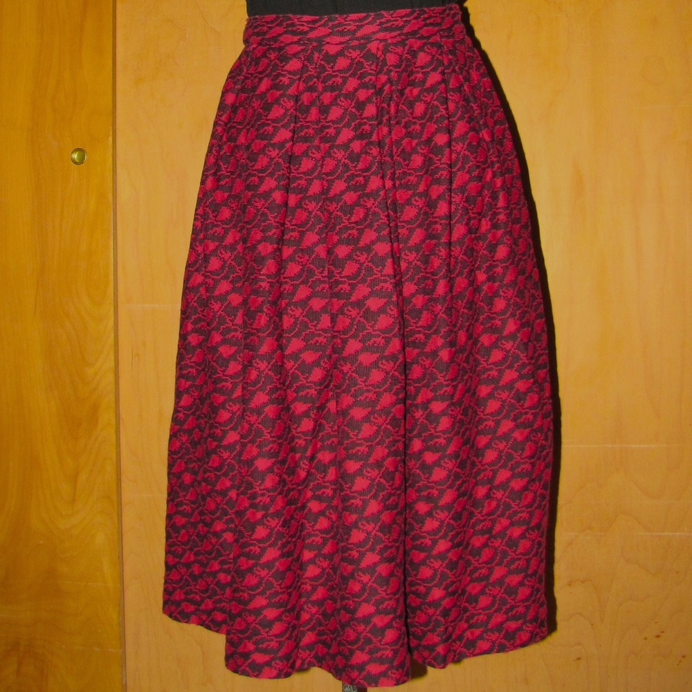 Koret of California, Vintage 70s cranberry red & black knit skirt.